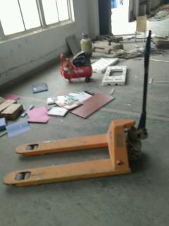 家具廠設備更新換代 斷料鋸、砂光機等木工與建筑機械的優化處理方案