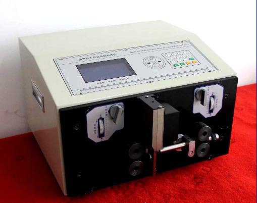 高效精準(zhǔn)加工利器 SWT508-PX電腦全自動(dòng)排線(xiàn)剝線(xiàn)機(jī)功能解析
