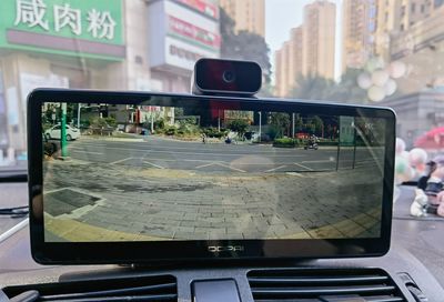 人車交互更便捷，華為HiLink生態產品盯盯拍車載智慧屏S50評測